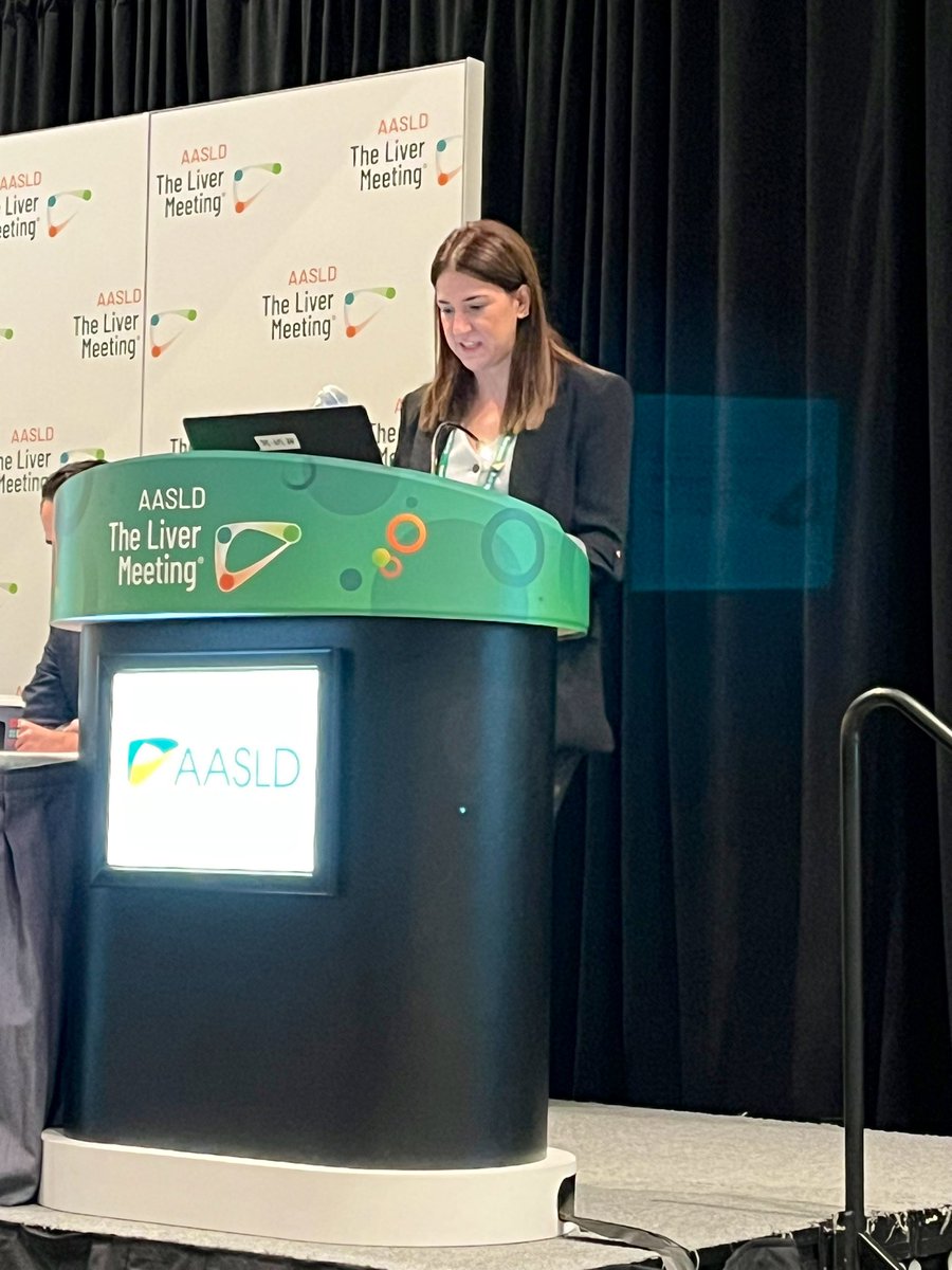 JSGracia's tweet photo. Today at The Liver Meeting…

Our Laia Abad elegantly presents one of her PhD projects on the role of hepatocyte derived vesicles as novel mediators of #liver endothelial dysfunction in CLD

Well done @laiaajor !!! 👏🏼

#TLM2023 https://t.co/jEN8j2TLiJ