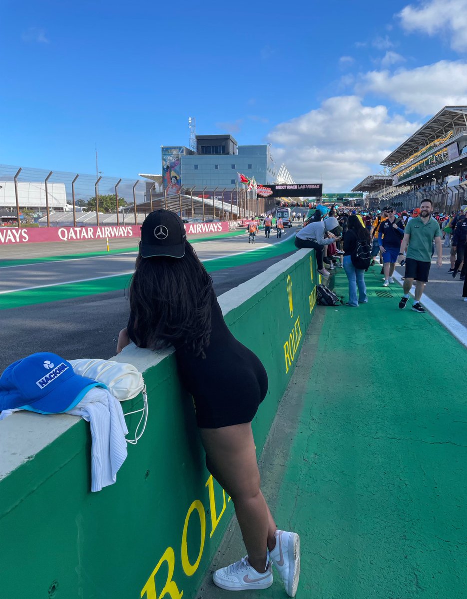 barbiepagodeira's tweet photo. mal completou uma semana da minha primeira vez em interlagos e as vendas pra 2024 já vão começar 🥹
vamoooo!!! https://t.co/d61bvQ4jRb