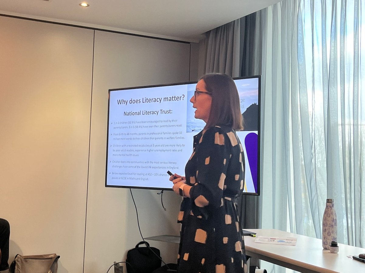 CORECityAcademy's tweet photo. We are very proud to see @Nicola0902, @COREeducate's Lead Practitioner in English deliver a crucial piece of training in the importance of literacy across the curriculum- a skeleton key to excellent progress @COREeducate #DACE2023 #COREExcellence https://t.co/pbhmigeJdF