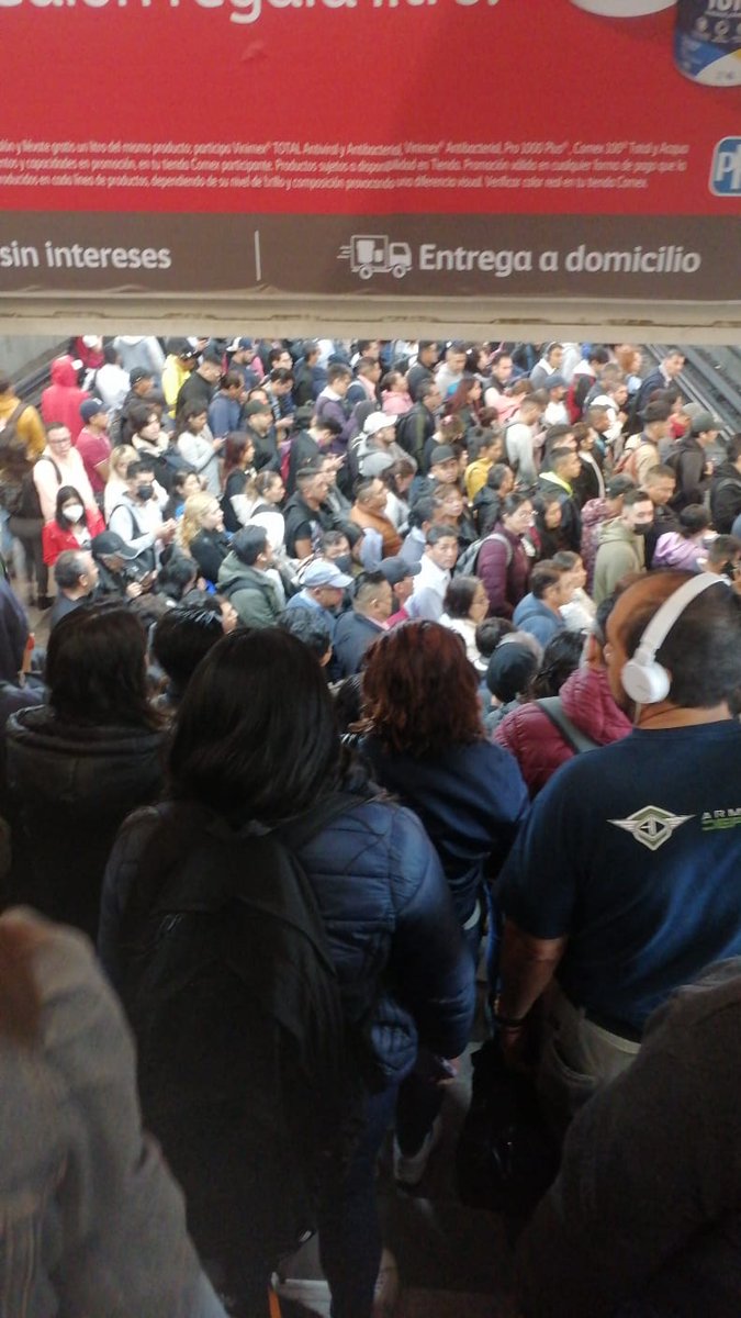 AngelHe46174646's tweet photo. @MetroCDMX Así la L7 https://t.co/AtIM4GRZyq