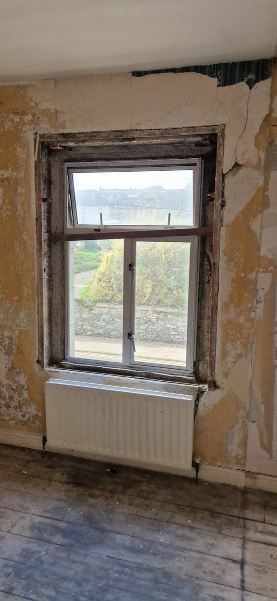 Who loves Retrofits ? <a href="/SEAI_ie/">SEAI</a> <a href="/GreentechHQ/">GreenTech HQ</a> @IrishGBC <a href="/BUILDCERT2/">BUILDCERT</a>