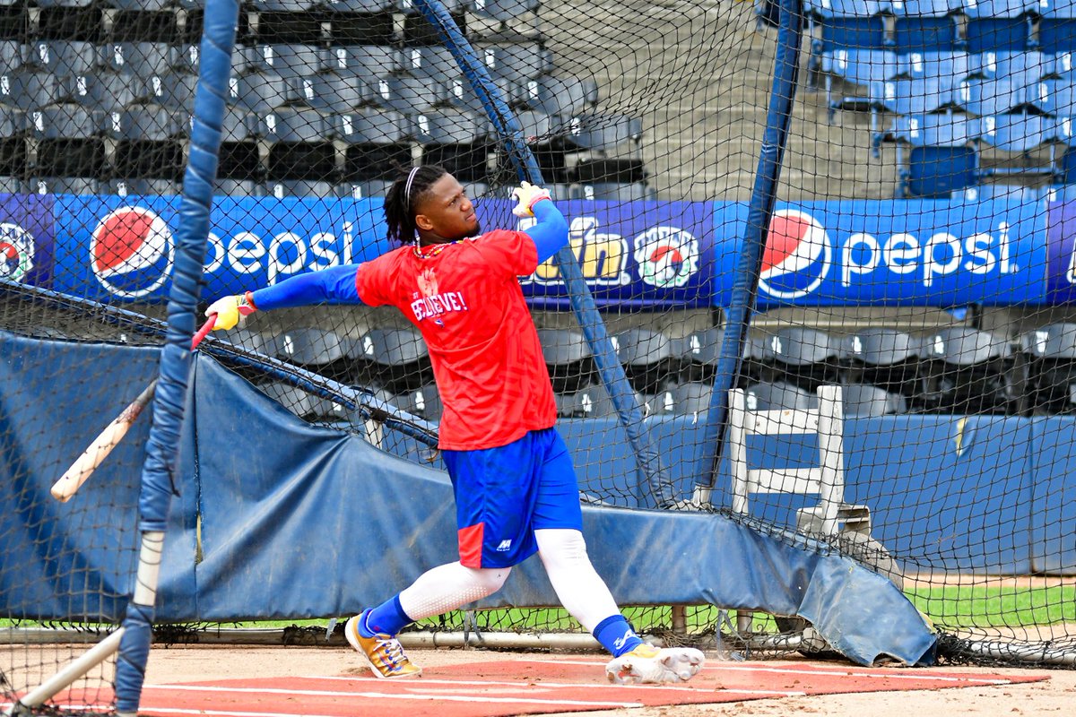 📍🏟️

El Abusador está aquí 🦍🦈