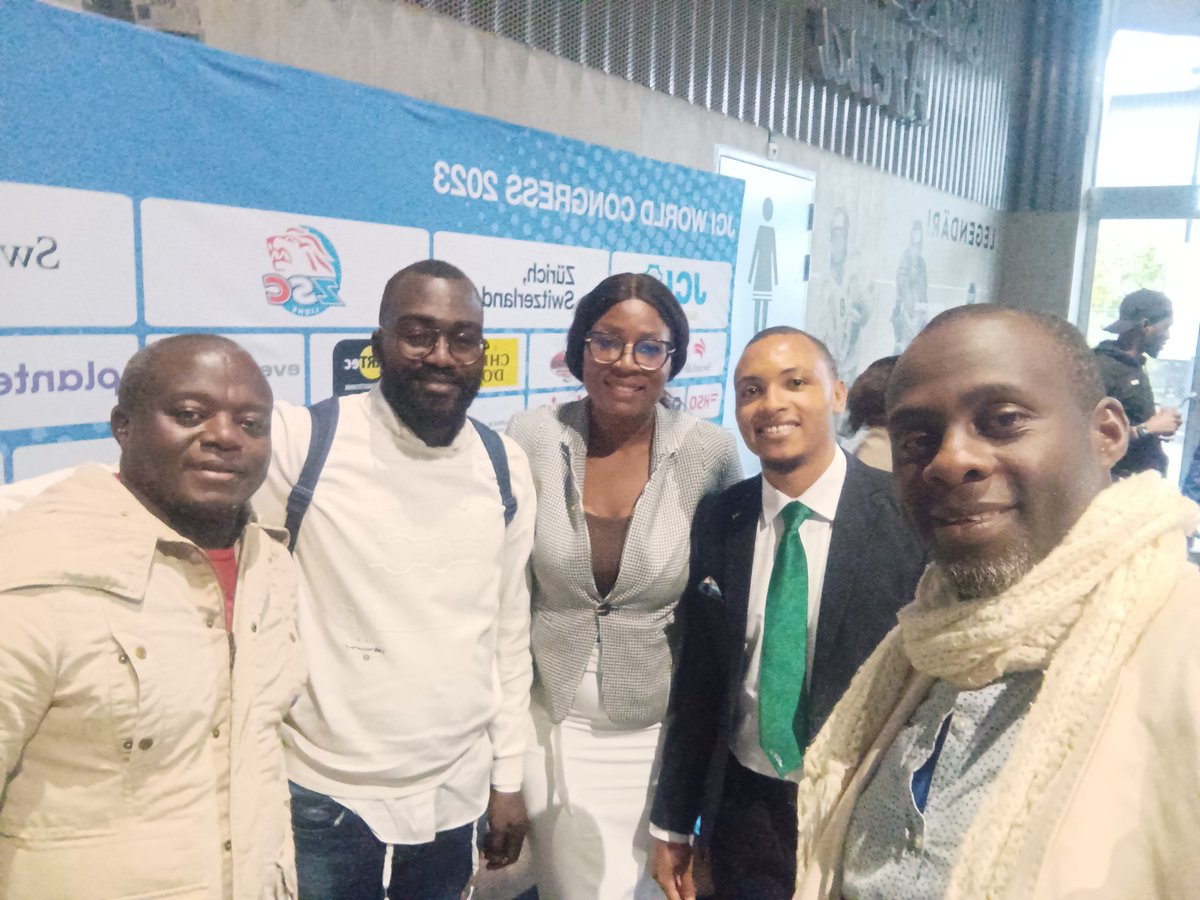 jcicameroun's tweet photo. La délégation de la #JCICameroun sous la conduite du Président National Boutchouang Nghomsi @BouNghom est bien arrivée à Addis Abebas, en Ethiopie hier dimanche 12 novembre !
Juste quelques petites heures de vol pour qu'ils soient tous à Zurich en Suisse🇨🇭 ...
1/ https://t.co/AD76MuNRwn
