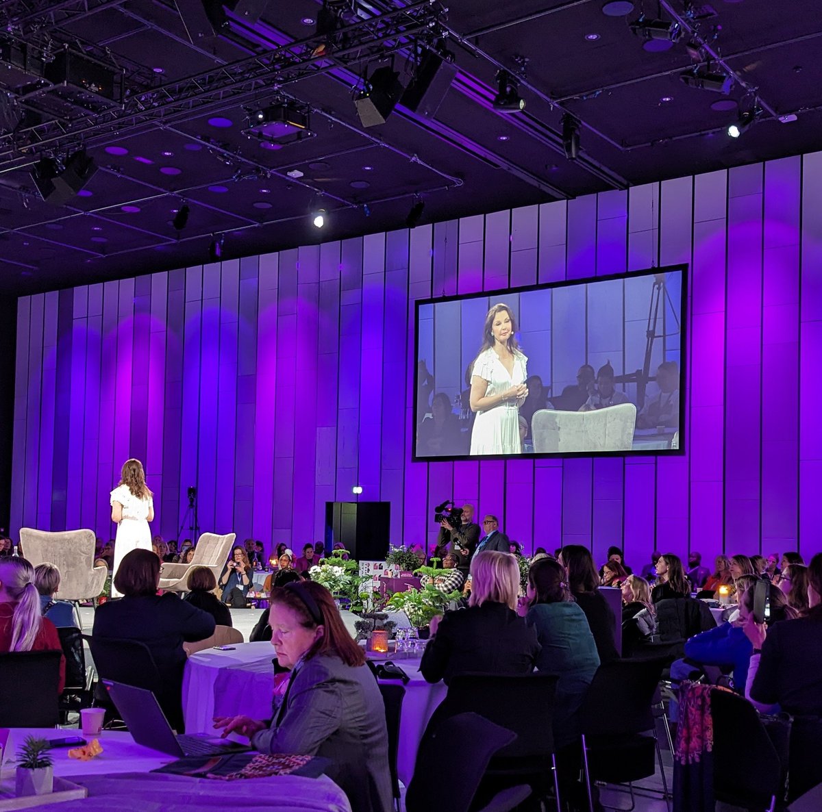 Sandra Pepera (@sandrapepera) on Twitter photo .<a href="/ReykjavikGlobal/">Reykjavík Global Forum – Women Leaders</a>'s #2023 Co-chair #AshleyJudd #actor &#MeToo #activist speaks her personal truth about "why this is the hill that I will die on and why male violence is the what I will not put up with." <a href="/NDIWomen/">NDI Gender & Women</a> .<a href="/ReykjavikGlobal/">Reykjavík Global Forum – Women Leaders</a>'s #2023 Co-chair #AshleyJudd #actor &#MeToo #activist speaks her personal truth about "why this is the hill that I will die on and why male violence is the what I will not put up with." <a href="/NDIWomen/">NDI Gender & Women</a>