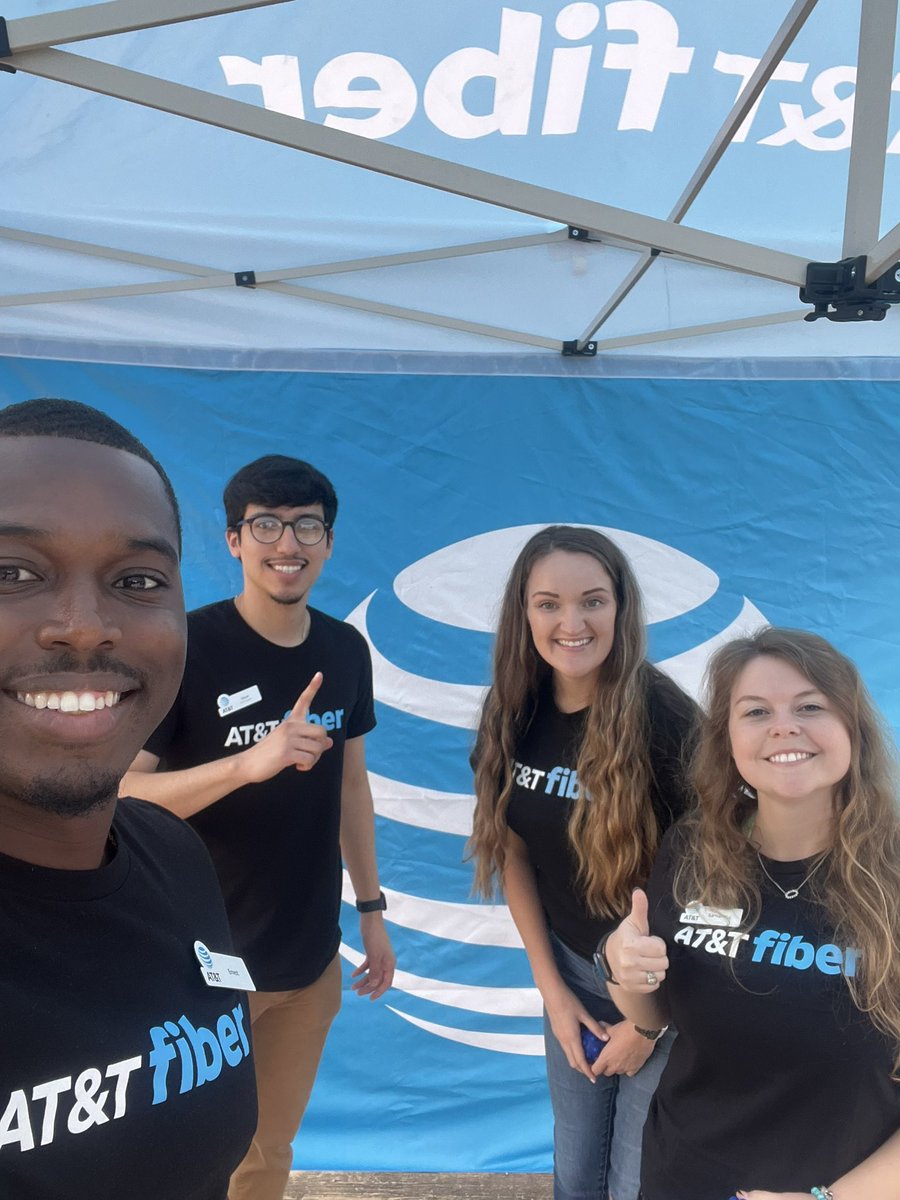 Eldorado and Frisco partnering up for a successful fiber event at the Stonebriar Country Club Estates!! Thank you Gio for helping us bring the blazing speeds to the community ⚡️⚡️⚡️ #ATTNTX #ATTFIBER