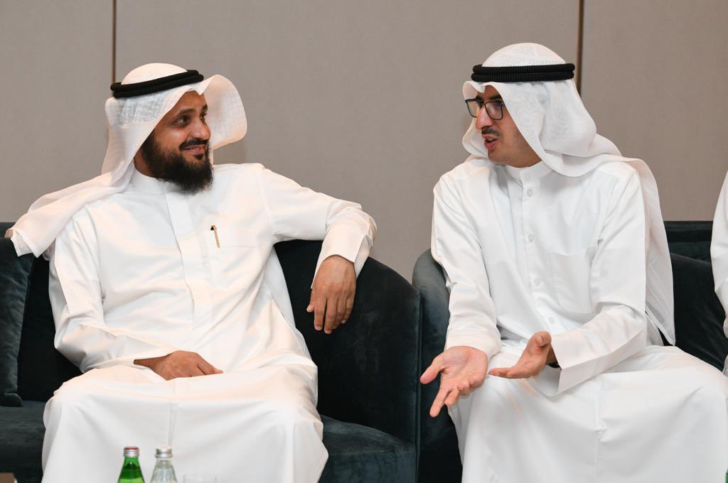عقدت جريدة الجريدة أمس قمة تقنية الأموال 2023، والتي تميزت في نسختها الثانية بتقديم طرح متطور وأفكار متنوعة تعزز النمو وتدعم الأعمال بكافة القطاعات الاقتصادية.
<a href="/MS_almutairi/">محمد سعود المطيري</a> 
@AljaridaSummits 
<a href="/aljarida/">الجريدة</a>