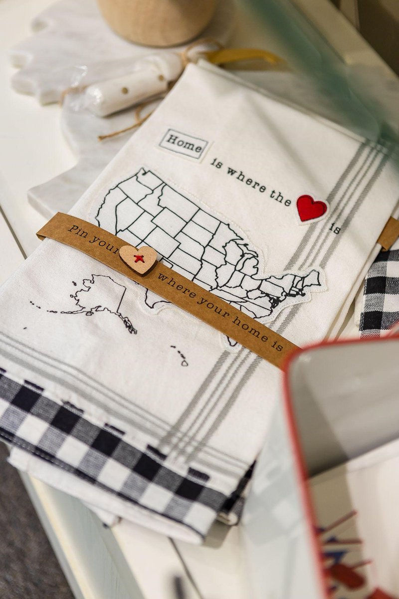 From gifts for mom to gifts for men, we’ve got you covered. Kickstart the gift-giving season this #BlackFriday and explore brands like etuHOME, Montes Doggett, Stonewall Kitchen, RAZ Imports, Mud Pie + more in Building 16.

#GreenFront
#GreenFrontFurniture
#GreenFrontFarmville