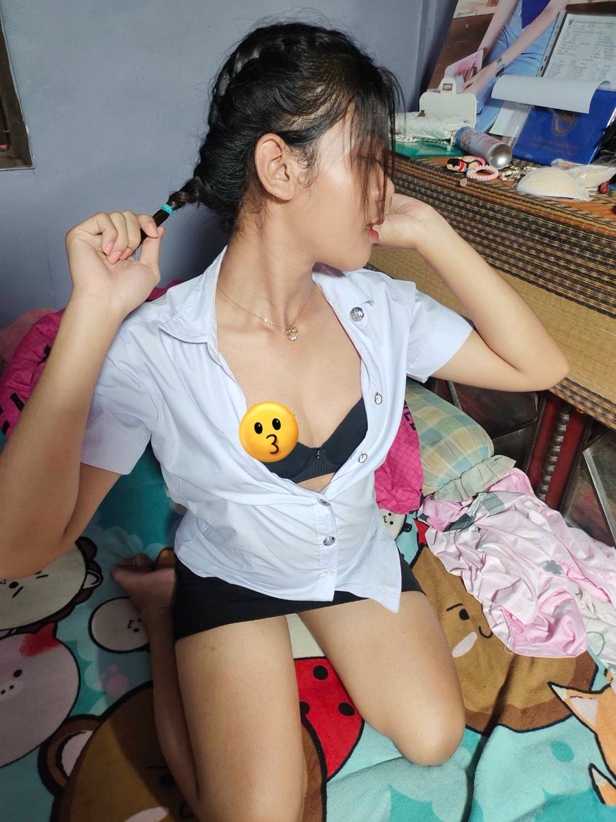 oy_4444's tweet photo. การเงินขัดสนใส่ชุดนักศึกษาไปหาใครได้บ้าง😝💦#กาฬสินธุ์นัดเย็ด https://t.co/4OwfkmeFg4
