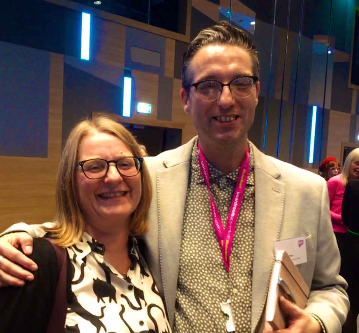 Sallydyspraxia's tweet photo. As an experienced @DYSPRAXIAFDTN trustee it was a pleasure to meet our #BoardroomApprentice Nick in Birmingham today. Can’t wait to start working with you in January! @BoardAppr @JLevyUK #GetOnBoard https://t.co/oYRiPtp0xW