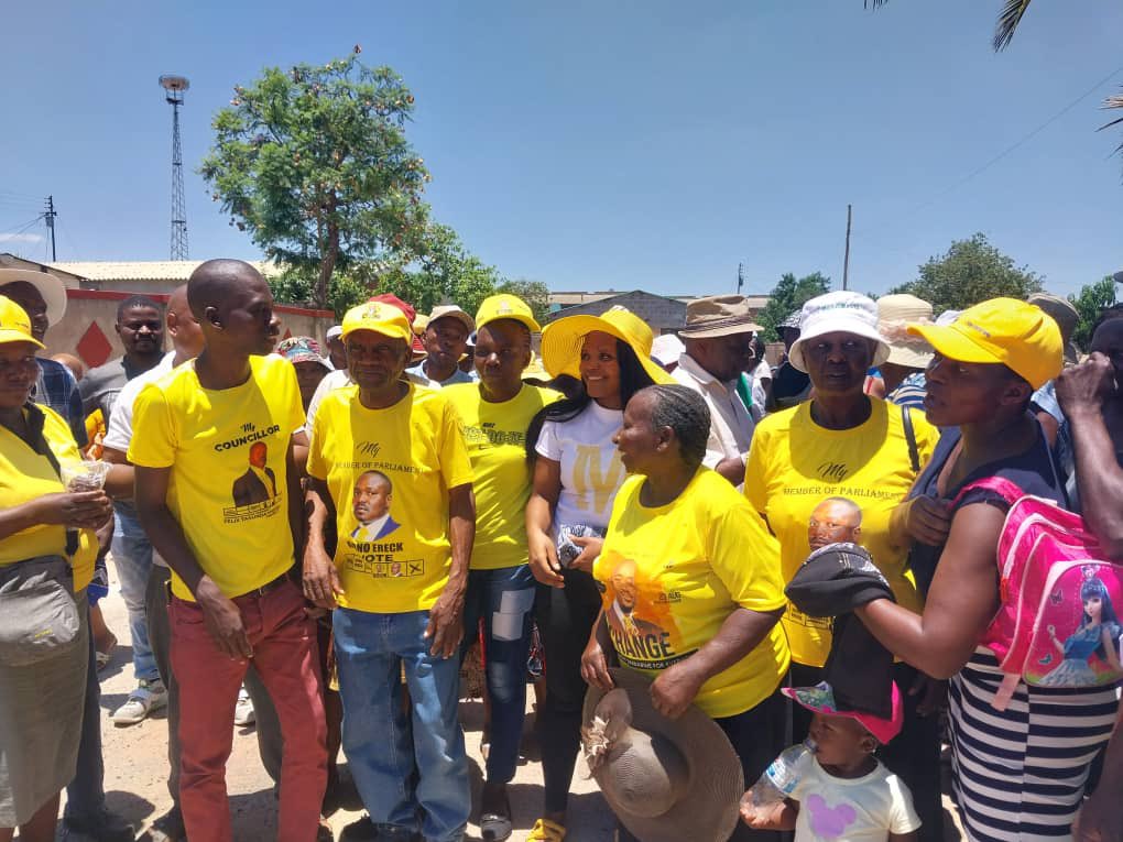 ZanaEvidence's tweet photo. Yesterday i met the campaign team from Lob-Magwegwe Constituency,the team is ready and eager to bring @EricgonoJnr  back in Parliament.
#asikhathali
#wefearfokolo https://t.co/beadT91CTF
