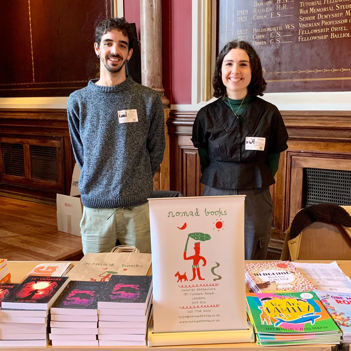 We had an absolute blast at the CWISL CWIZZ Southeast on Friday. 100 students from schools in the southeast of London joined us at @DulwichCollege for an afternoon of bookish quizzes with prizes galore and a pop-up bookshop (courtesy of @nomadbooks).