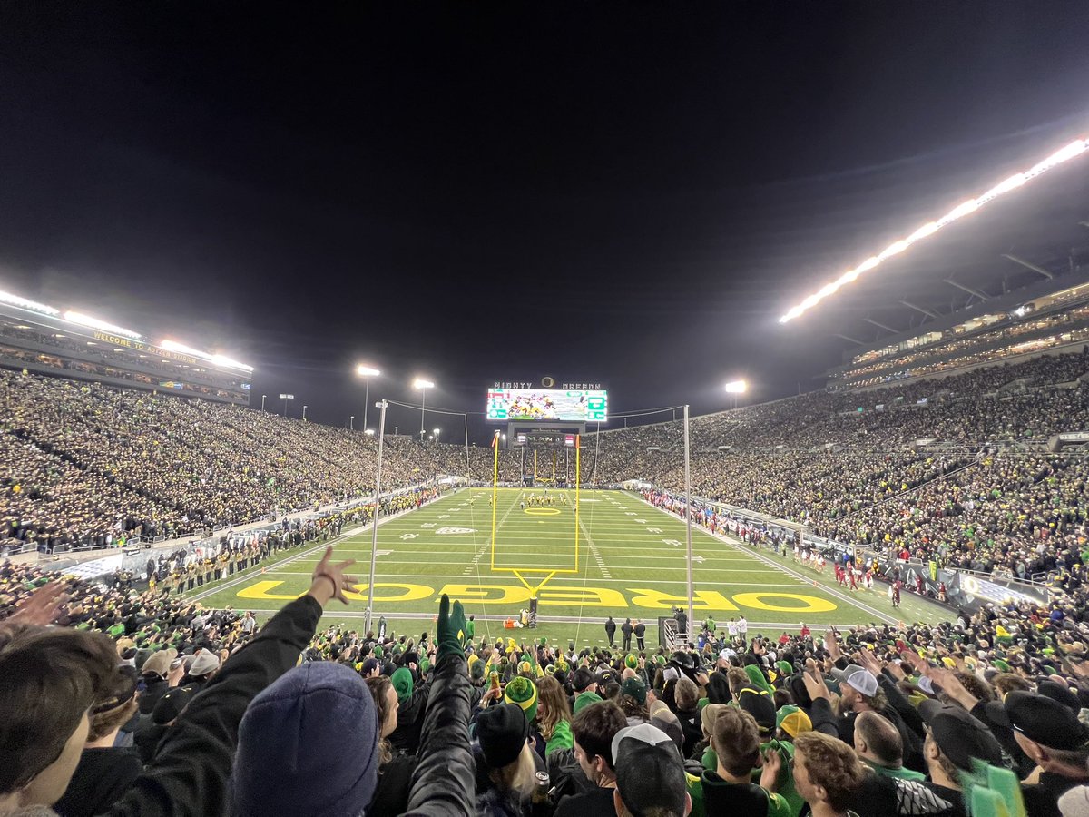 bostonnnt's tweet photo. ducks don’t disappoint @Taitumm https://t.co/G0WELwgiR8