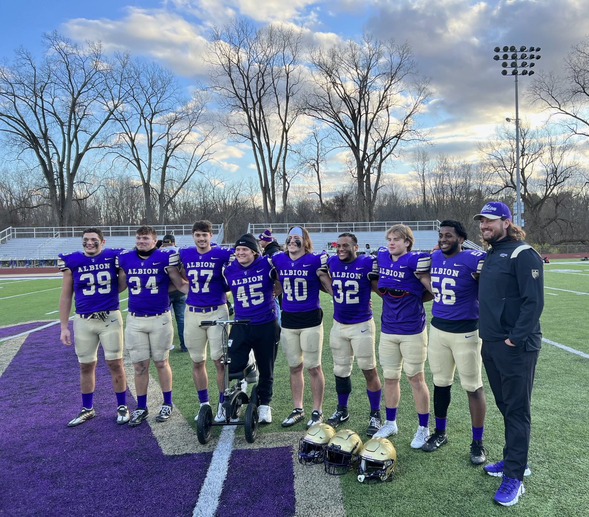 Special group of LB’s. Can’t thank the seniors enough for their servant leadership! Excited for the growth of this young core in the future, August 2024 is on the ⏰
