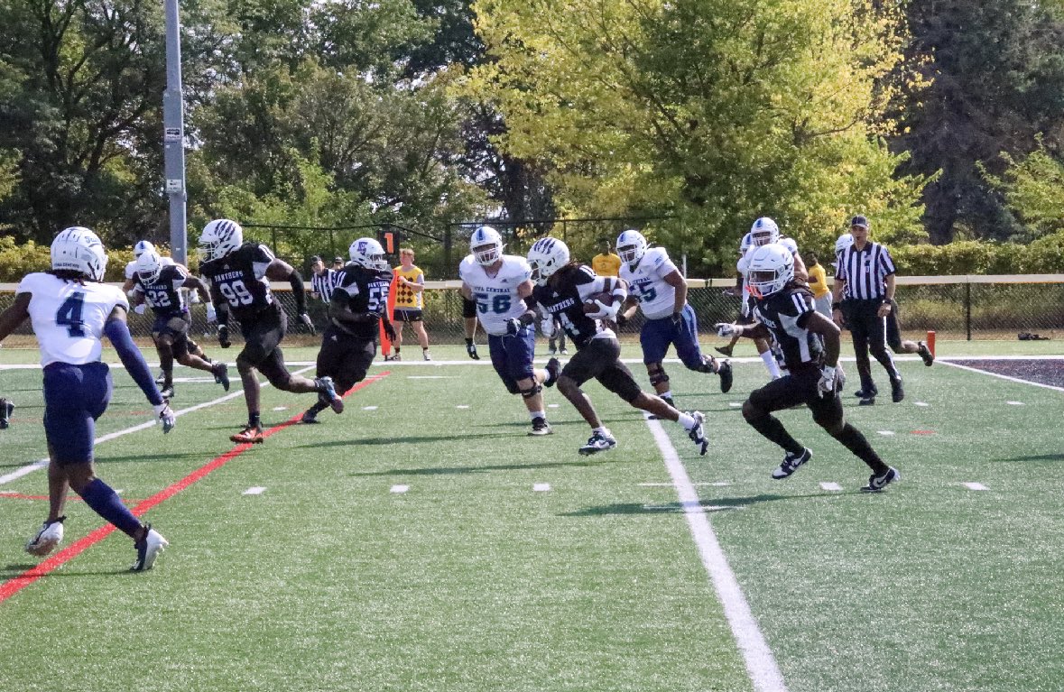 Sean Martin (@_seanmartin21) on Twitter photo 🔥Full season highlights🔥(8 games played)
6’2 195 lbs db
53 tackles (35 solo #1 in conference)
4 pbu, 1 int
3ff, 2fr
6 TFL
hudl.com/v/2MXWi3
<a href="/CoachKVaught/">Kory Vaught Sr.</a> <a href="/EllsworthFTBALL/">Ellsworth Panthers Football</a> <a href="/JUCOFFrenzy/">JUCO Football Frenzy</a> 🔥Full season highlights🔥(8 games played)
6’2 195 lbs db
53 tackles (35 solo #1 in conference)
4 pbu, 1 int
3ff, 2fr
6 TFL
hudl.com/v/2MXWi3
<a href="/CoachKVaught/">Kory Vaught Sr.</a> <a href="/EllsworthFTBALL/">Ellsworth Panthers Football</a> <a href="/JUCOFFrenzy/">JUCO Football Frenzy</a>