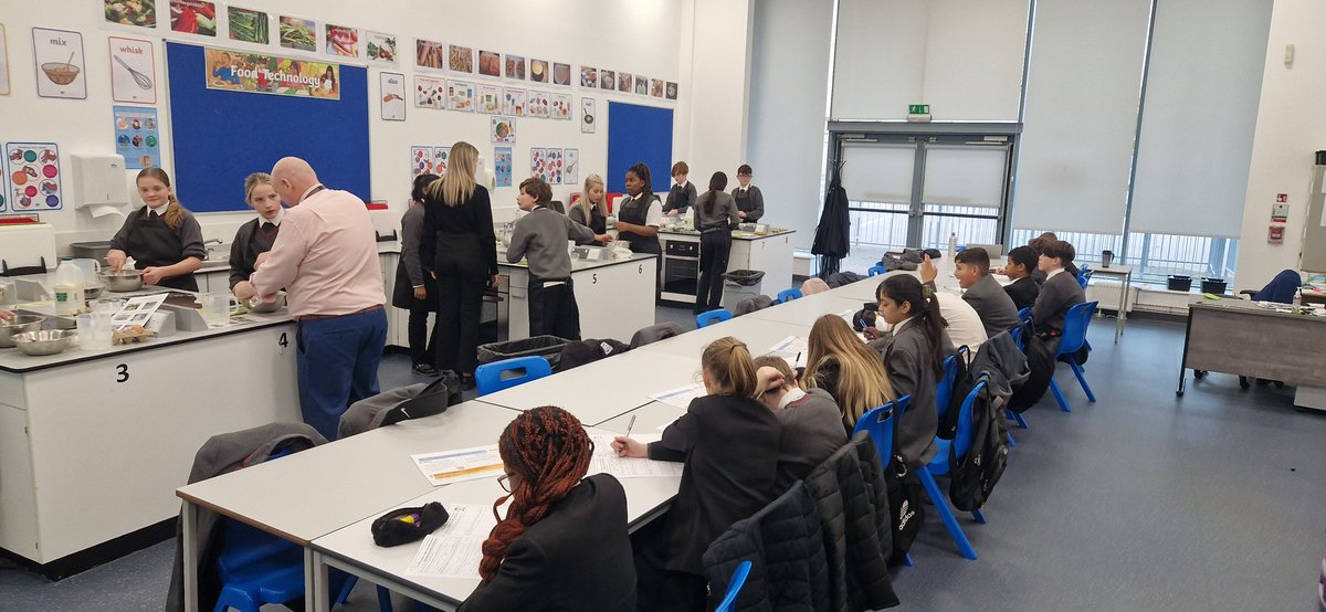 Mr Quigg tweet media