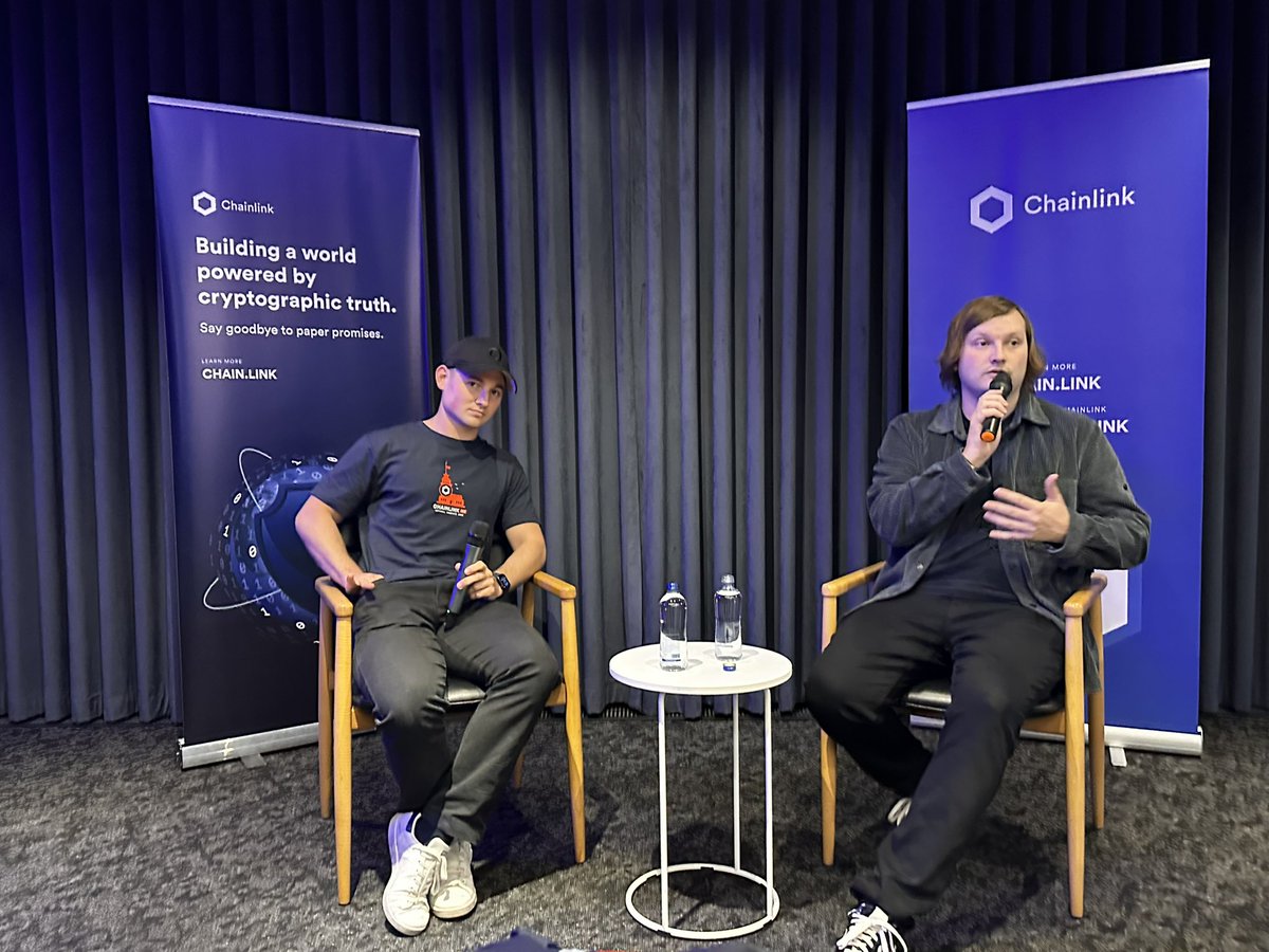 elifhilalumucu's tweet photo. To close out our amazing event today we have @aave Founder &amp; CEO @StaniKulechov joining Chainlink Labs’s Data Streams GTM Lead @halcyonprice! 🎉

Thank you to everyone who joined us! https://t.co/rEyBB86sSJ