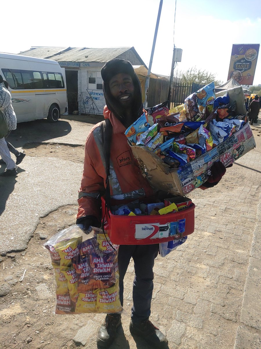 AmaShwamShwam's tweet photo. AD: At Lefelo Foods, we are committed in supporting local businesses, individuals and vendors. We play our part by ensuring that we provide the best quality products at the best prices possible. We believe in creating long lasting value for our clients.

WhatsApp: 062 713 5356 https://t.co/CrSiBcemap