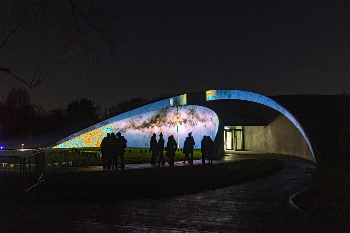 Start your festive season with a Big Bang and join @jodrellbank to celebrate Winter Solstice Season to experience: 🔭 Astronomical lectures 🌘 Pink Floyd's immersive 'Dark Side of the Moon' 50th Anniversary Dome Show ✨ Projections illuminating the First Light Pavilion 🎄 Mulled…