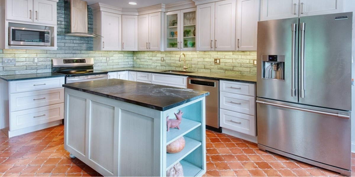 LynchConstruct's tweet image. Your culinary dreams, our design expertise – the perfect recipe for a space you'll adore.
#spaciouskitchen #kitchenremodel #kitcheninspo #kitchenisland #kitcheninspiration #dreamkitchen