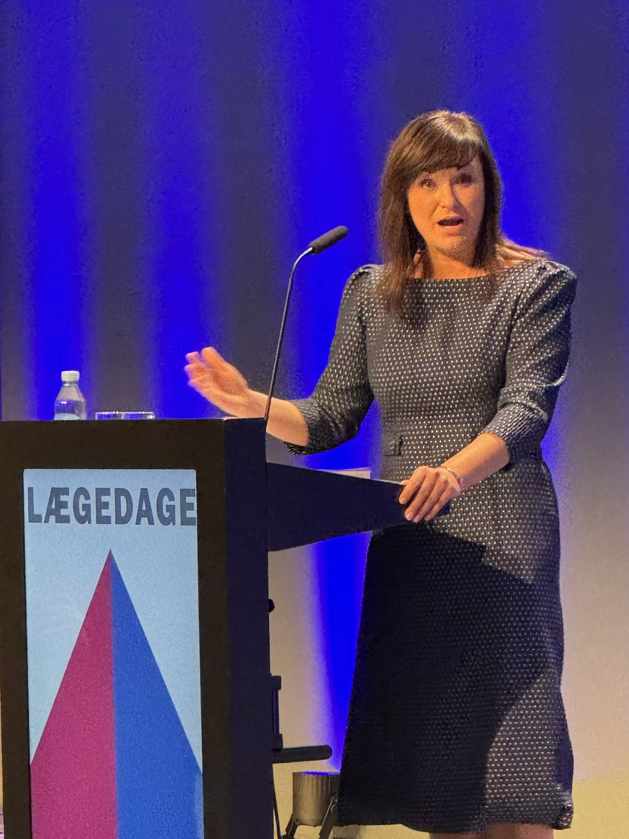 #lægedage2023
Sundhedsminister <a href="/sophieloehde/">Sophie Løhde</a> til almen praksis: “Almen praksis er og skal være et knudepunkt i sundhedsvæsenet fremover”.  

<a href="/Plolaeger/">PLO</a> <a href="/laegeforeningen/">Lægeforeningen</a> <a href="/regionerne/">Danske Regioner</a> <a href="/DKsundhed/">Indenrigs- og Sundhedsministeriet</a> #sundpol