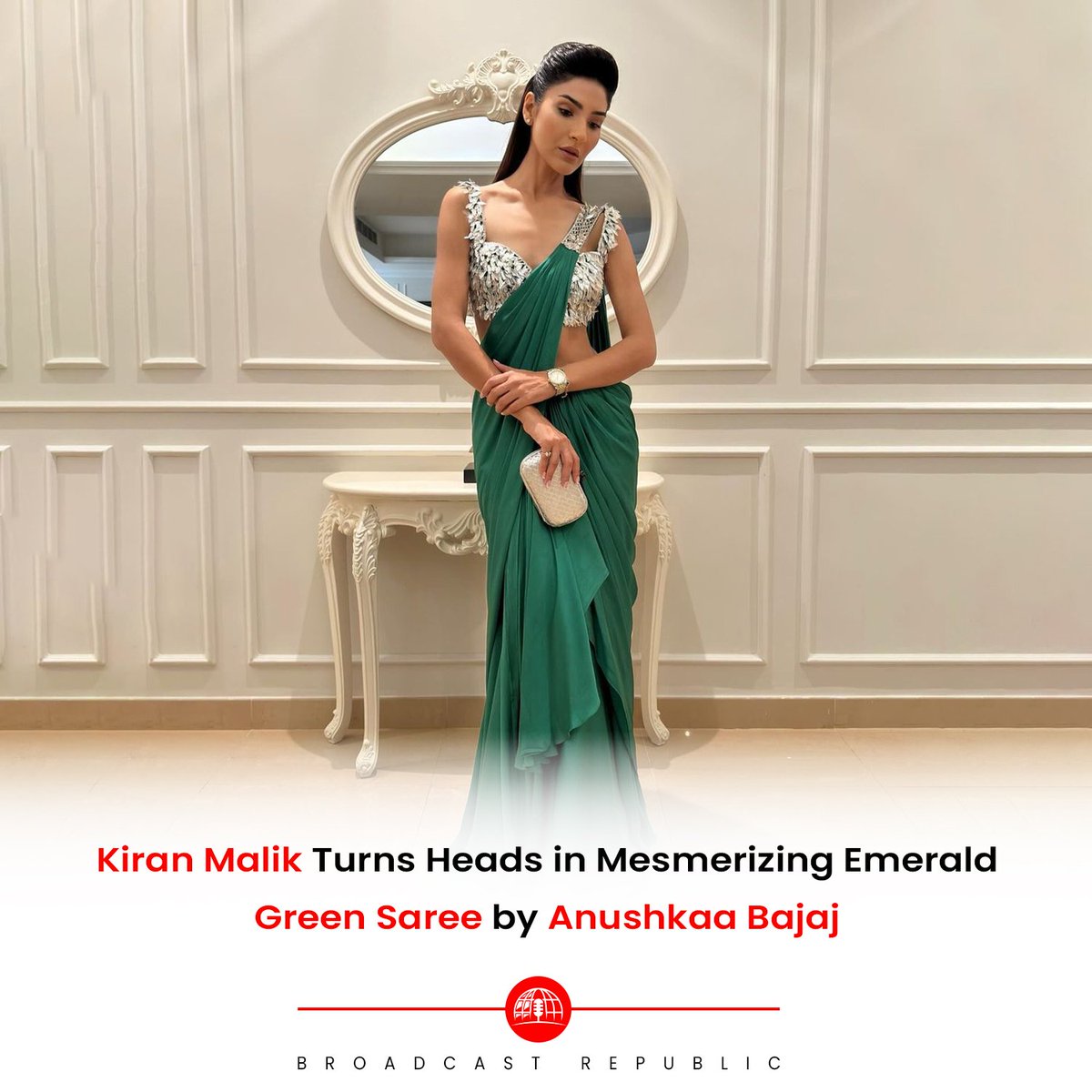 Pakistani actress and model Kiran Malik recently captivated attention with her dazzling appearance in a stunning emerald green saree paired with a glamorous silver blouse by Anushkaa Bajaj. 

#BroadcastRepublic #KiranMalik #AnushkaaBajaj #GlamorousLook #PakistaniFashion