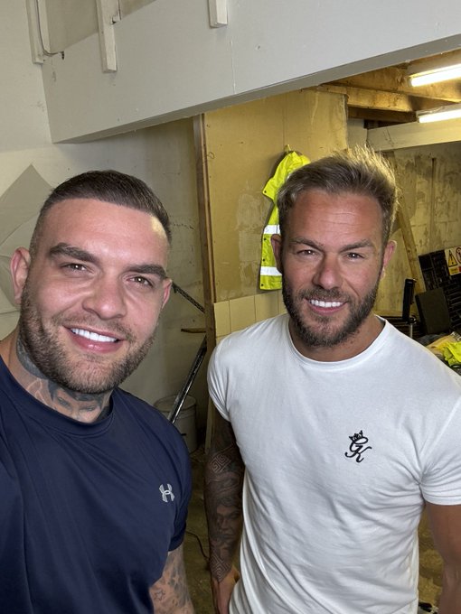 Exciting news&hellip;! Dean decided to push his boundaries and get his first blowjob from a guy. Rich treated<a href="/tag/youonlyliveonce"class="tags"><span>#youonlyliveonce</span></a>