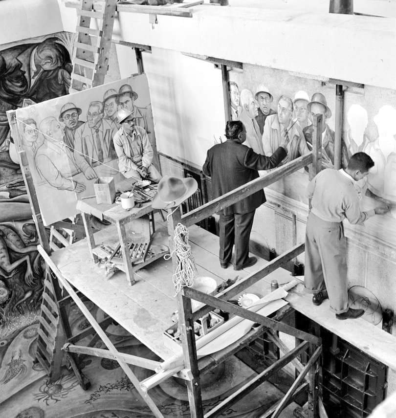 Diego pintando el cárcamo del Lerma...