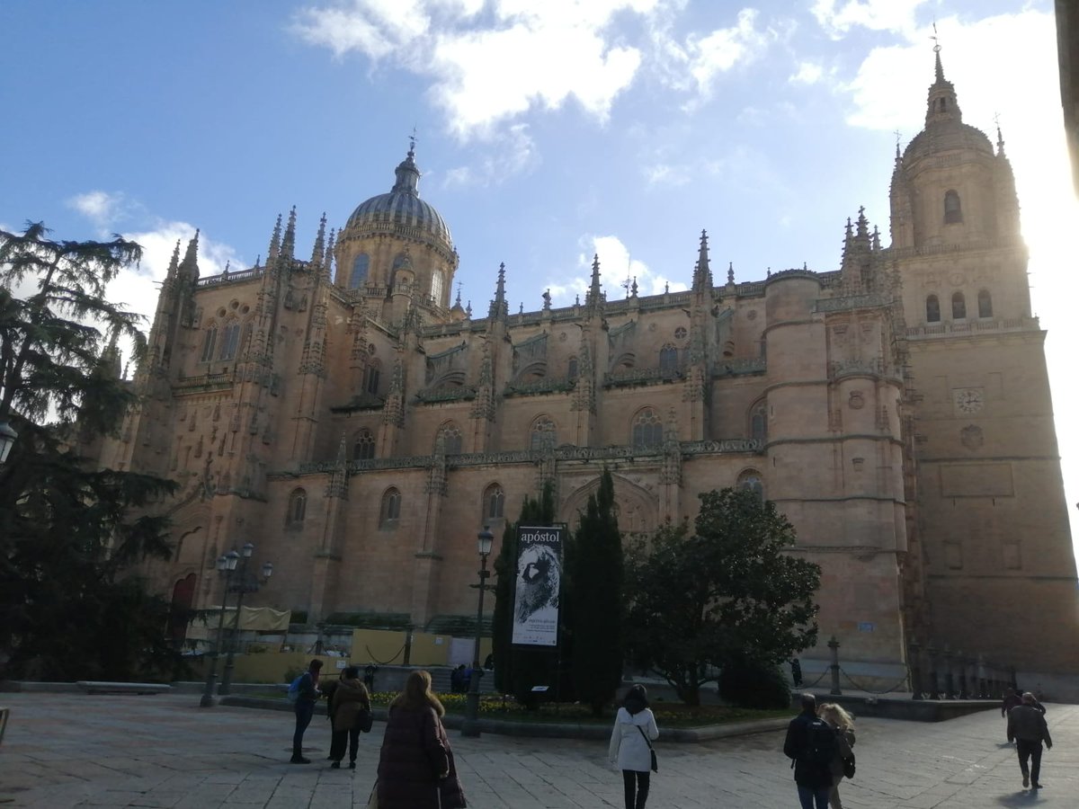 Juan Moriano (@juanandres_mp) on Twitter photo Great pleasure to be back in #Salamanca last week to present our work on indirect neurogenesis and brain evolution done with <a href="/cedricboeckx/">cedric boeckx</a> <a href="/OlivieroLeonar2/">Oliviero Leonardi</a> <a href="/AVitriolScience/">Alessandro Vitriolo</a> <a href="/gtesta72/">Giuseppe Testa</a> Great discussions at <a href="/Incyl_Usal/">INCYL</a> w/ special mention to interesting questions from Master students Great pleasure to be back in #Salamanca last week to present our work on indirect neurogenesis and brain evolution done with <a href="/cedricboeckx/">cedric boeckx</a> <a href="/OlivieroLeonar2/">Oliviero Leonardi</a> <a href="/AVitriolScience/">Alessandro Vitriolo</a> <a href="/gtesta72/">Giuseppe Testa</a> Great discussions at <a href="/Incyl_Usal/">INCYL</a> w/ special mention to interesting questions from Master students