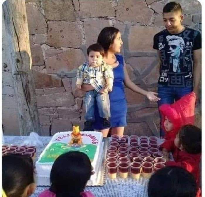 Ptm eres marihuano y ahora resulta que no traes encendedor para la pinche velita...