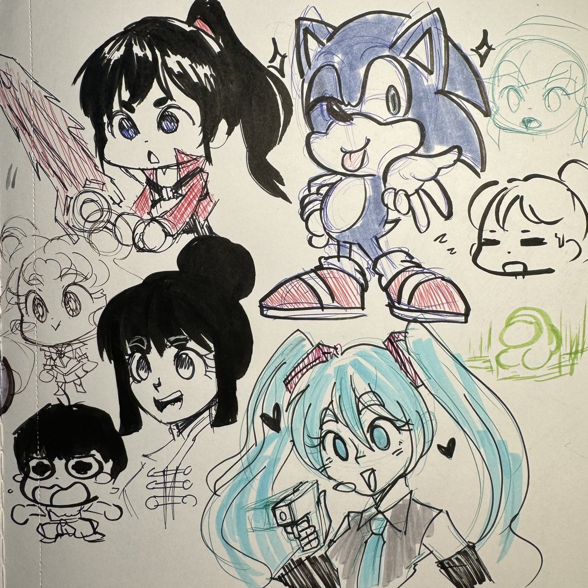 holafromluna's tweet photo. Sketchbook doodle spread from July 29th of this year! Lots of Xenoblade in this one. https://t.co/BQgs7A3ytv