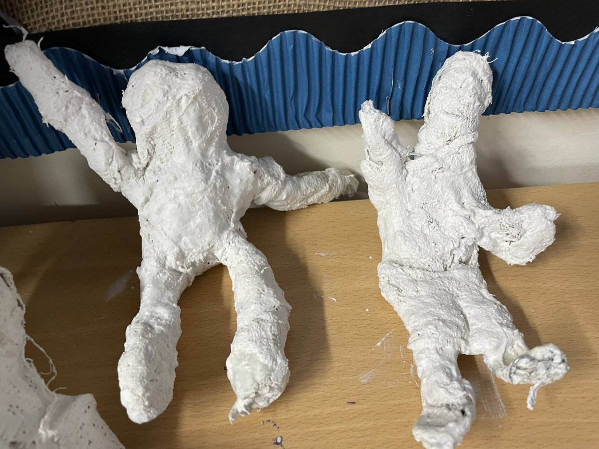 BlackoPrimary's tweet image. Our completed sculptures…#Class4 @ThePennineTrust