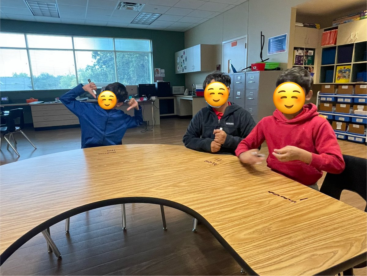 witty_reads's tweet photo. One of our new favorite games here at @TMEBulldogsRISD is Pick and Play. The fourth and fifth graders get super competitive to see who can read the hardest words and earn the most points ✨ #RISDBelieves #RISDWeAreOne #RISDLeadandInt https://t.co/AU73qNfWiA