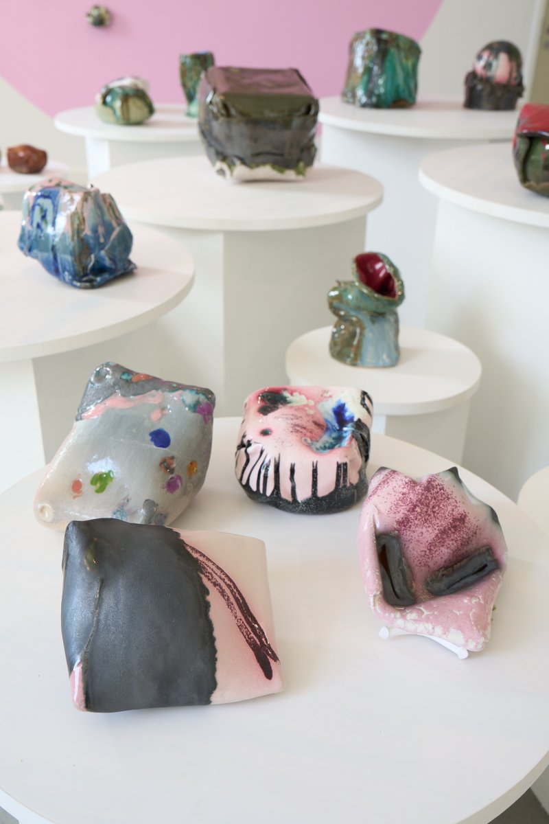Bethlem_Gallery's tweet photo. Last chance to see #TouchingTheSurface! Closes 5pm Saturday!
Make sure you come to the gallery today or tomorrow between 9:30am and 5pm to catch this fantastic show before it comes to an end.
#free #ceramics #lastchance #closing @maudsleycharity @MaudsleyNHS @CityLitArts https://t.co/X2Zq953Esl