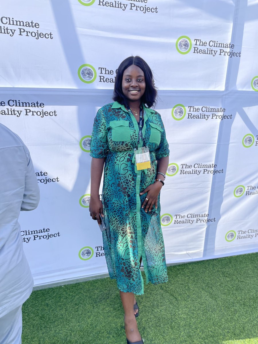 tolaolawore's tweet image. Day 1 at the Climate Reality Training Program West Africa by @ClimateReality and it&apos;s only fitting that I wear green 🤭💚

#Climateeducator
#ClimateLeader
#GlobalShapers