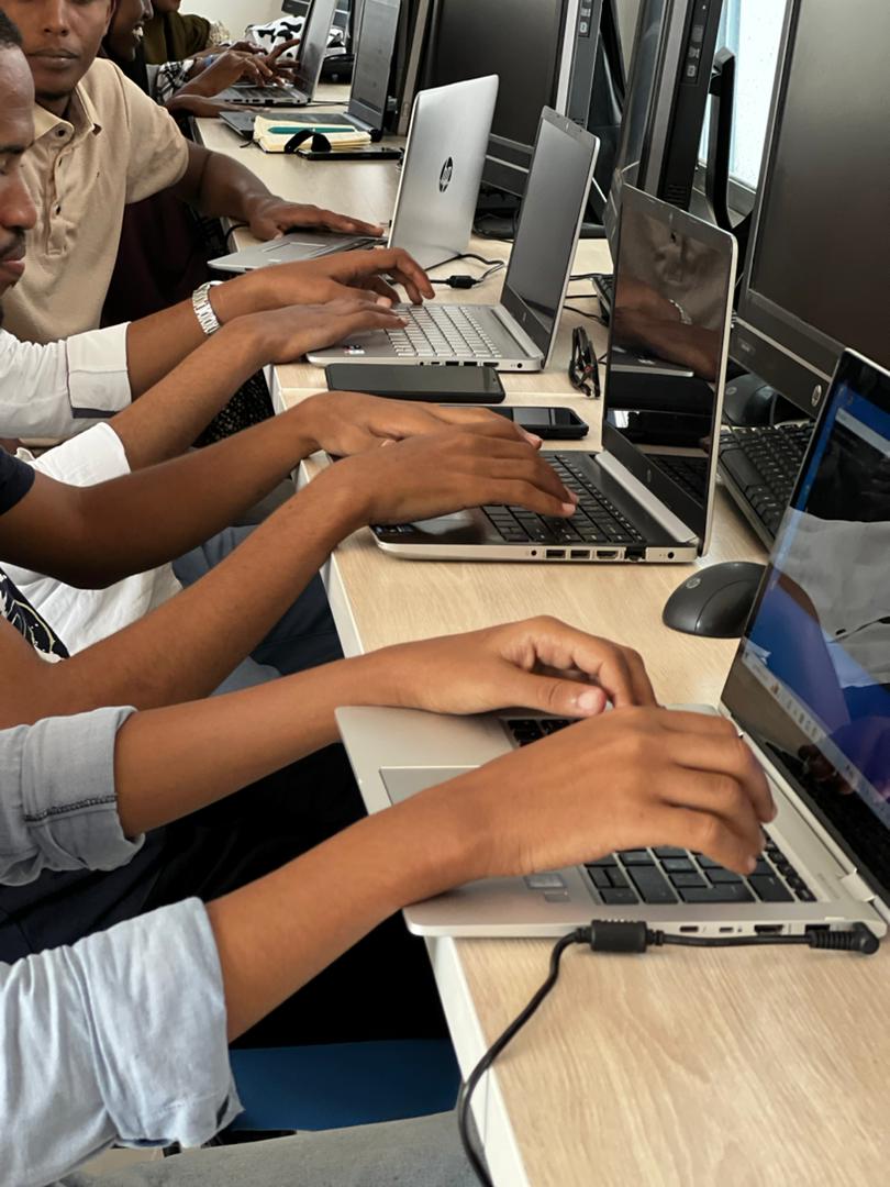 RiseAcademy21's tweet image. They are hands-on with coding.

#TheyCanCode 
#NextSoftwareGeeks
#Riseacademy