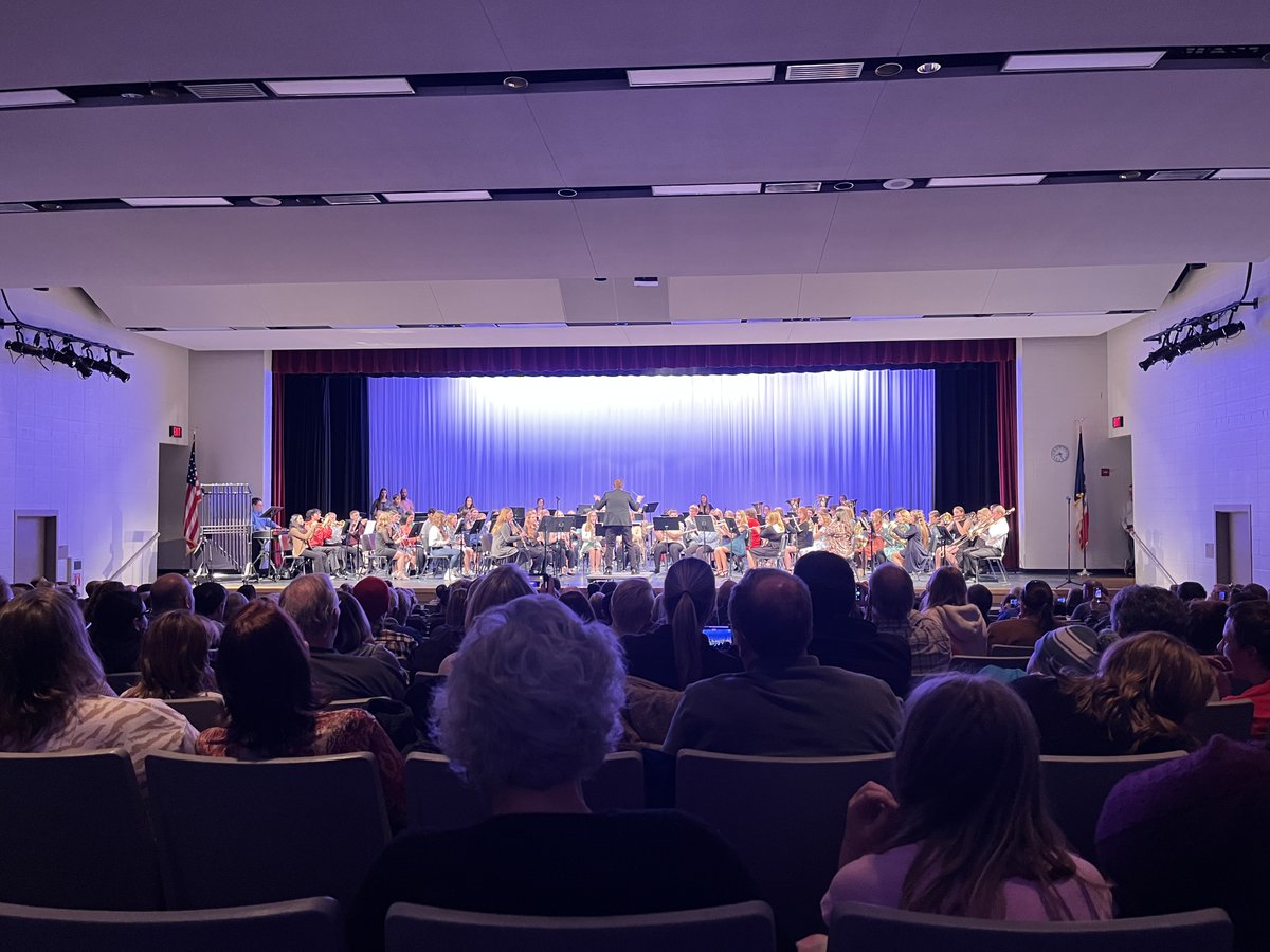 Congratulations to Charlie Brummett and Austin Harold for being selected to the SWIBA 8th Grade Honor Band that took place last Friday, 11/10.  They had the opportunity to perform four pieces with the best musicians in this part of the state, great job!