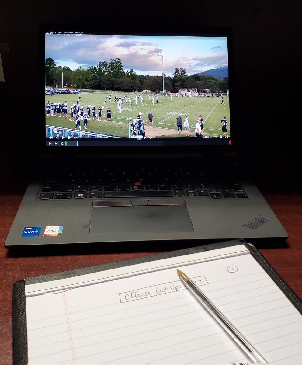 rusty_bradley_'s tweet image. Starting our offense self scout. #OffSeasonWork