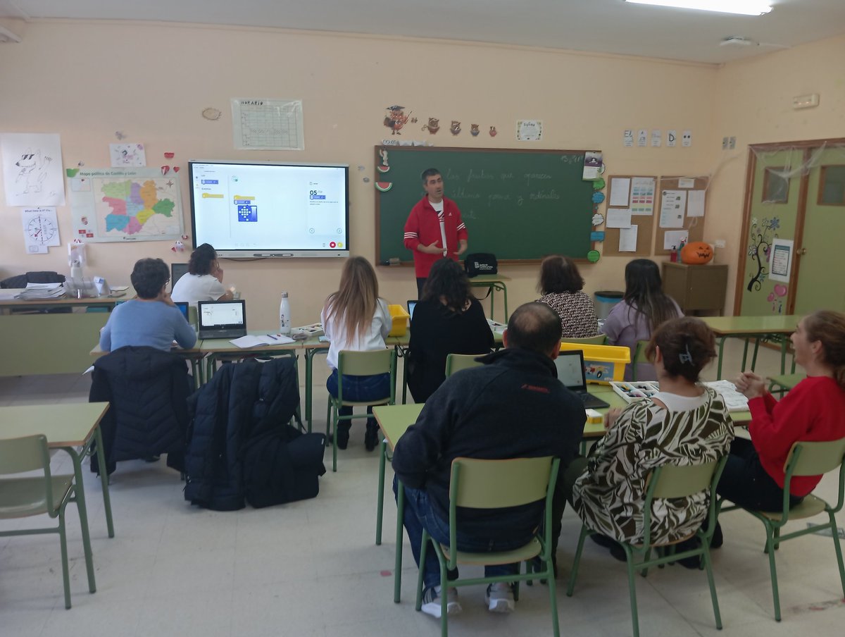 CientíficoTec CFIECR tweet media