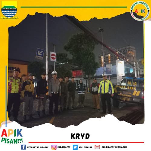 Kasi Ketentraman dan Ketertiban bersama anggota melaksanakan Kegiatan Rutin Yang Ditingkatkan bersama Polsek Cidadap. Senin, 13 November 2023 <a href="/halo_bandung/">Prokopim Kota Bandung</a> <a href="/HendrawanHilda/">Hilda Hendrawan</a>