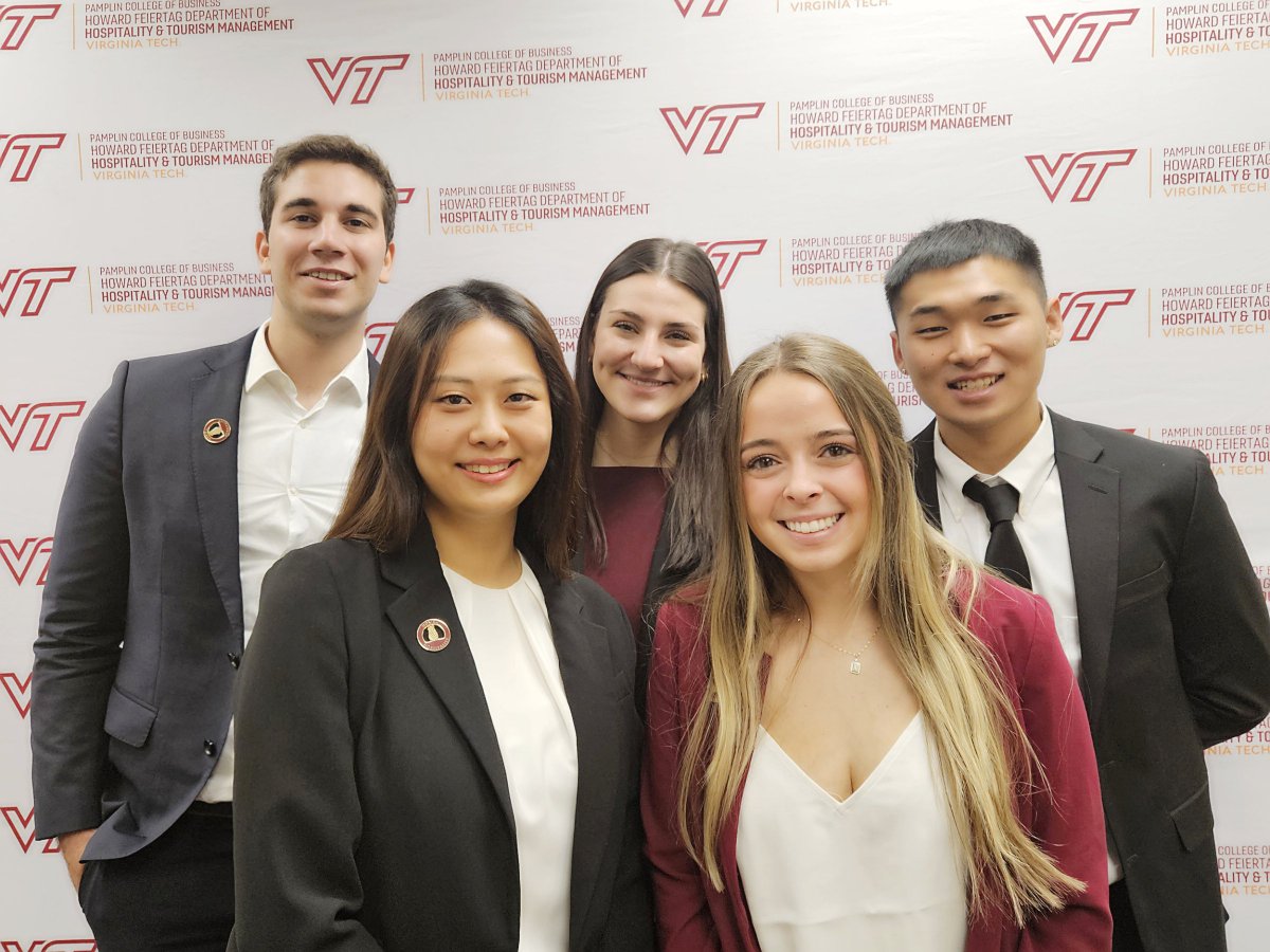 Congratulations to the VT HTM STR Market Study Competition Team for placing 1st in the US.   Led by Shaniel Bernard Simpson, undergraduates Can Besen, Allie Darter, Terry Kim, and Sofia Rensberger, along with graduate student Yelim (Erin) Kim did an awesome job.
