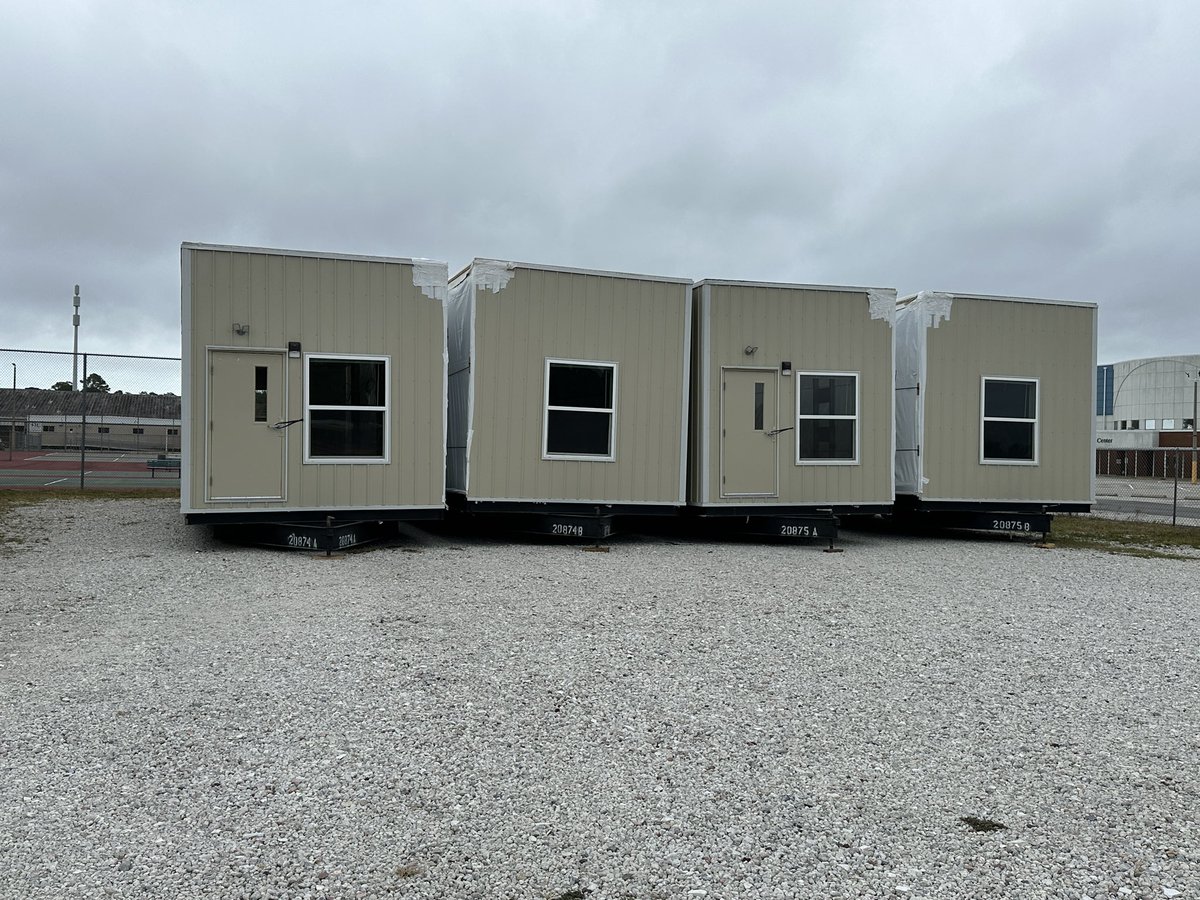 New portables for our transportation department arrived today. Set up begins Wednesday. <a href="/FlaglerSchools/">FlaglerSchools</a> <a href="/FlaglerSoup/">Supt. LaShakia Moore</a> <a href="/KoryBush24/">Kory Bush</a>