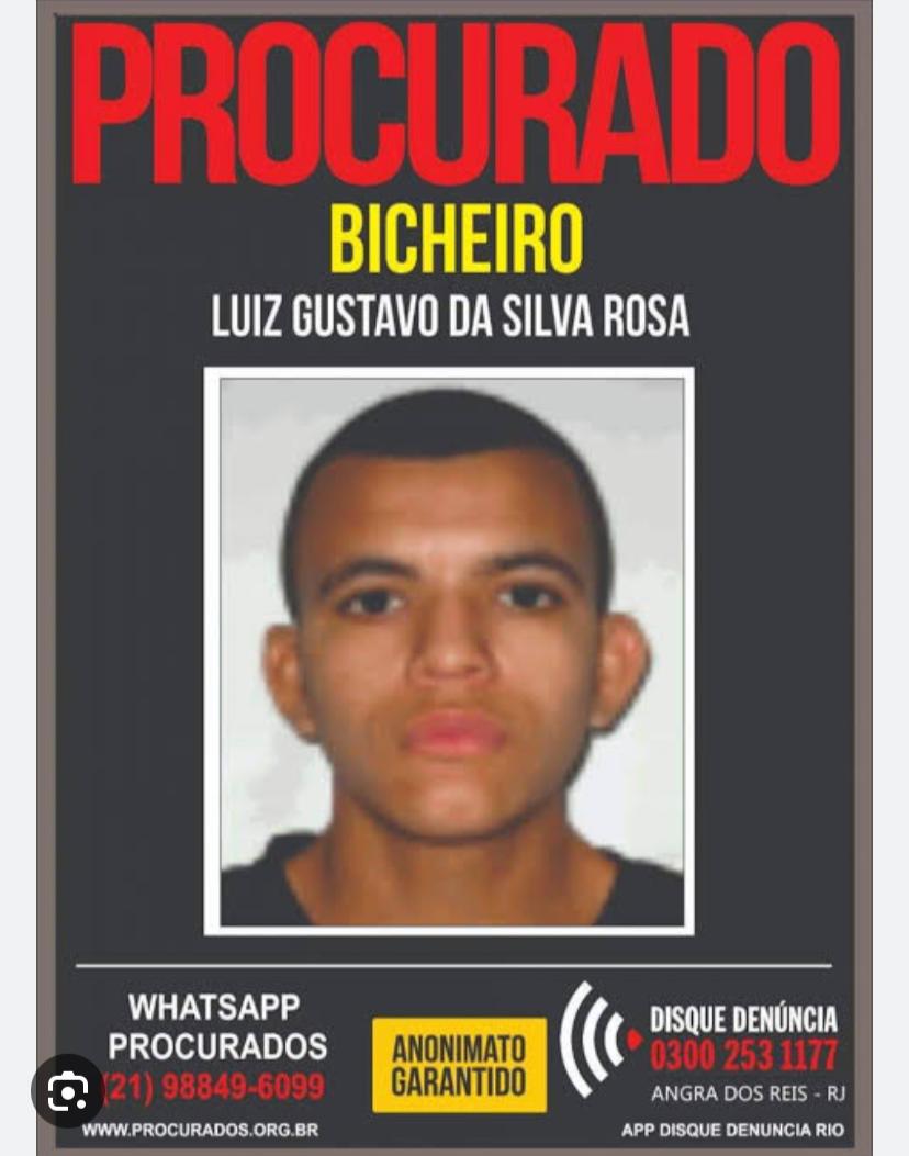 Esses são os 2 passa fome do tcp, que vem tentando aterrorizar o KM 32 
Da primeira foto di Maria, o segundo o passa fome do bicheiro hoje em dia ele usa peruca , o msm só fica mandando e dando ordens de dentro da maré ao seu capanga peidão do di Maria
