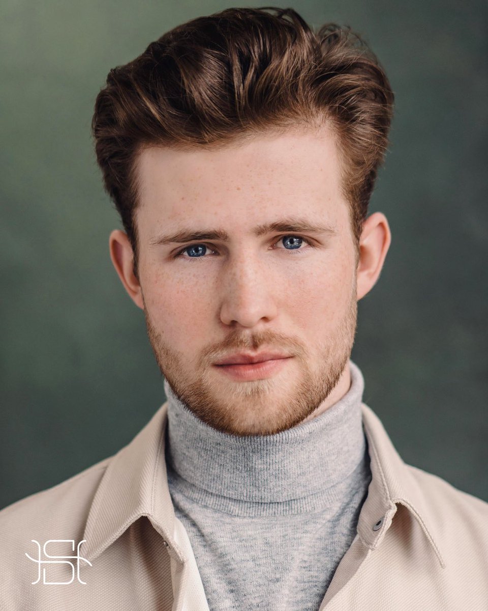 Simon & How tweet media