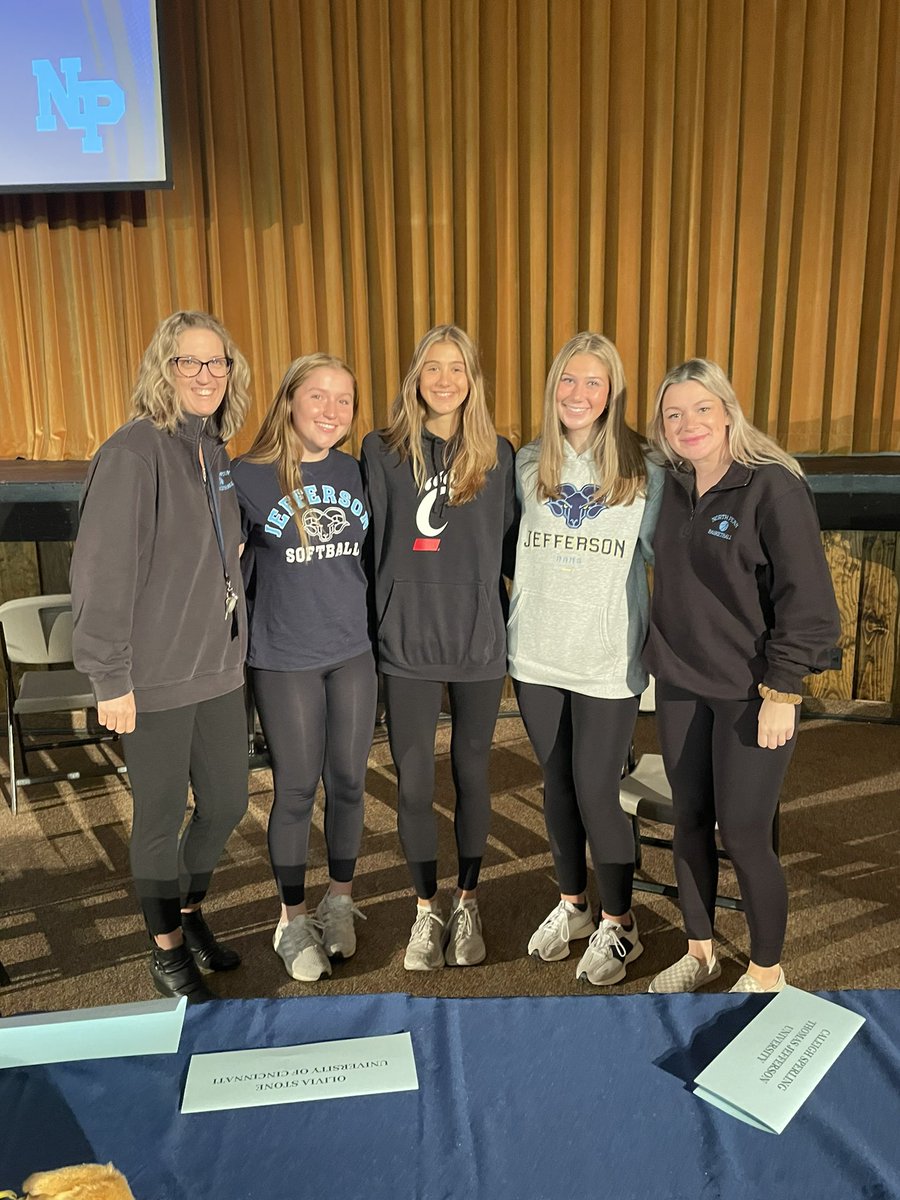 Congrats to 🏀Caleigh Sperling, 🥎Liv Stevens and ⚽️Liv Stone in signing their NLI today! We can’t wait to see what you do next!