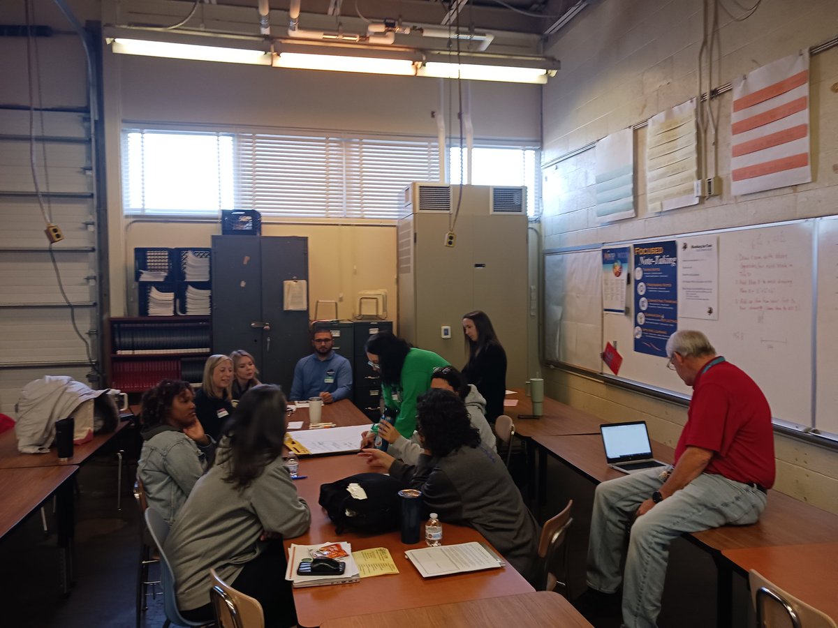 Mrs. Seymour tweet media