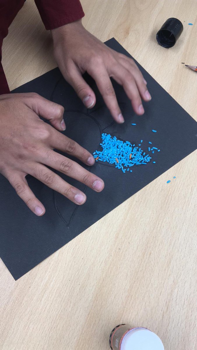 gonvilleacademy's tweet photo. Year 6 created some ravishing Rangoli designs for Diwali 🪔 They focused on trying to create symmetry and filled in their design using colourful rice, a traditional medium used in Rangoli Art. #STEPUp #STEPFirst #CelebrationDay #Diwali #ReligiousEducation @thesteptrust https://t.co/qDMHHMUhy0