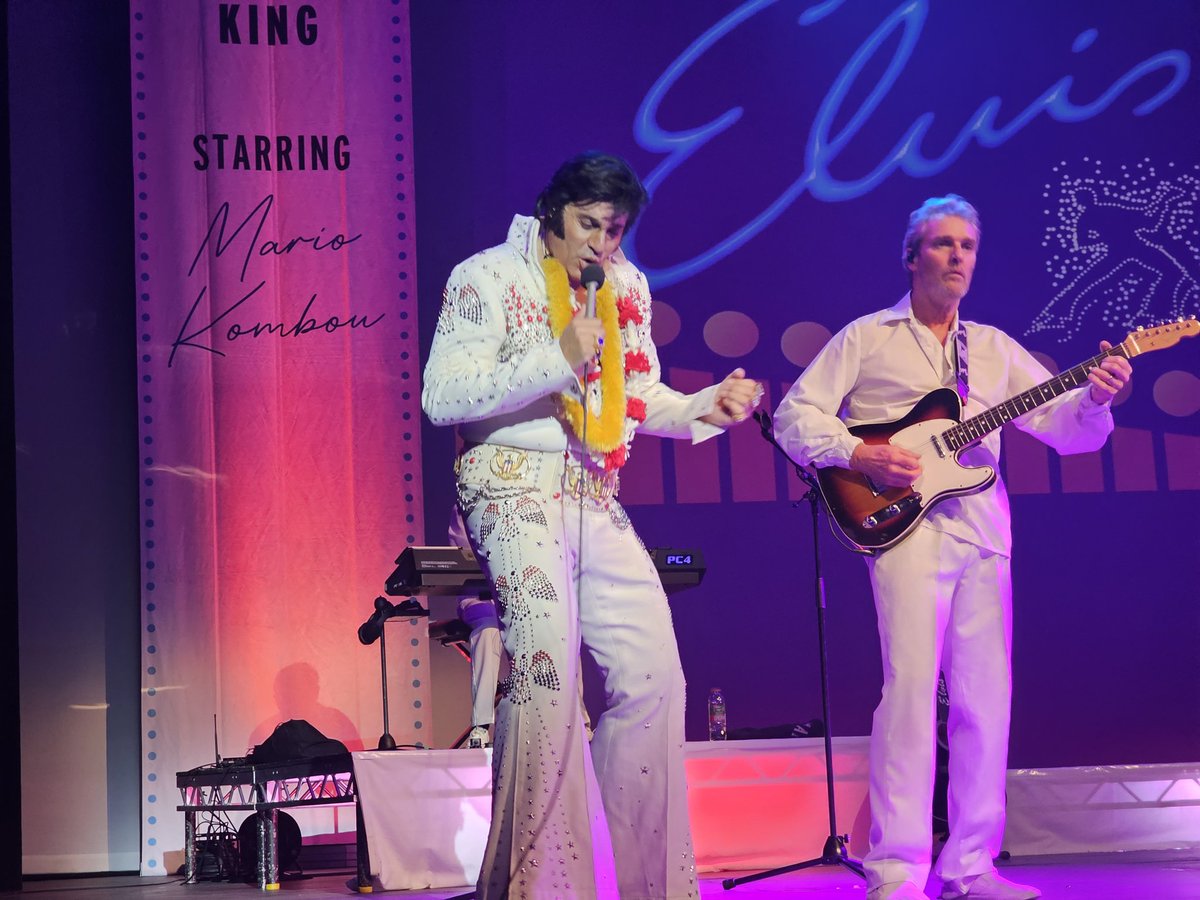 Mario Kombou, <a href="/TheElvisYears/">The Elvis Years</a>, is brilliant as the great Elvis Presley.  With a musically excellent band and vocally strong supporting singers: last night <a href="/QueensTheatreH/">Queen's Theatre Hornchurch</a>,  he entertained a packed house. #chapmanjs