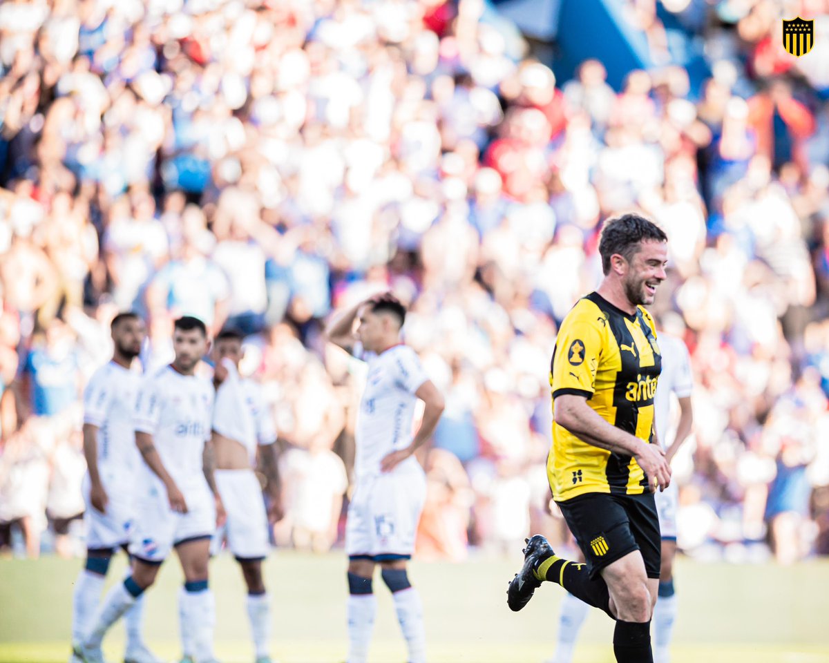 ✅️ +20 en el Historial General

✅️ +18 en el Historial Oficial

✅️ +15 por Campeonato Uruguayo

🔝 Máxima ventaja: 30 partidos, el 27/1/2004

📈 Dominio del Historial: 91 años, 7 meses, 10 días

⏳️ Dominio ininterrumpido: 47 años, 6 meses, 9 días

PATERNIDAD.