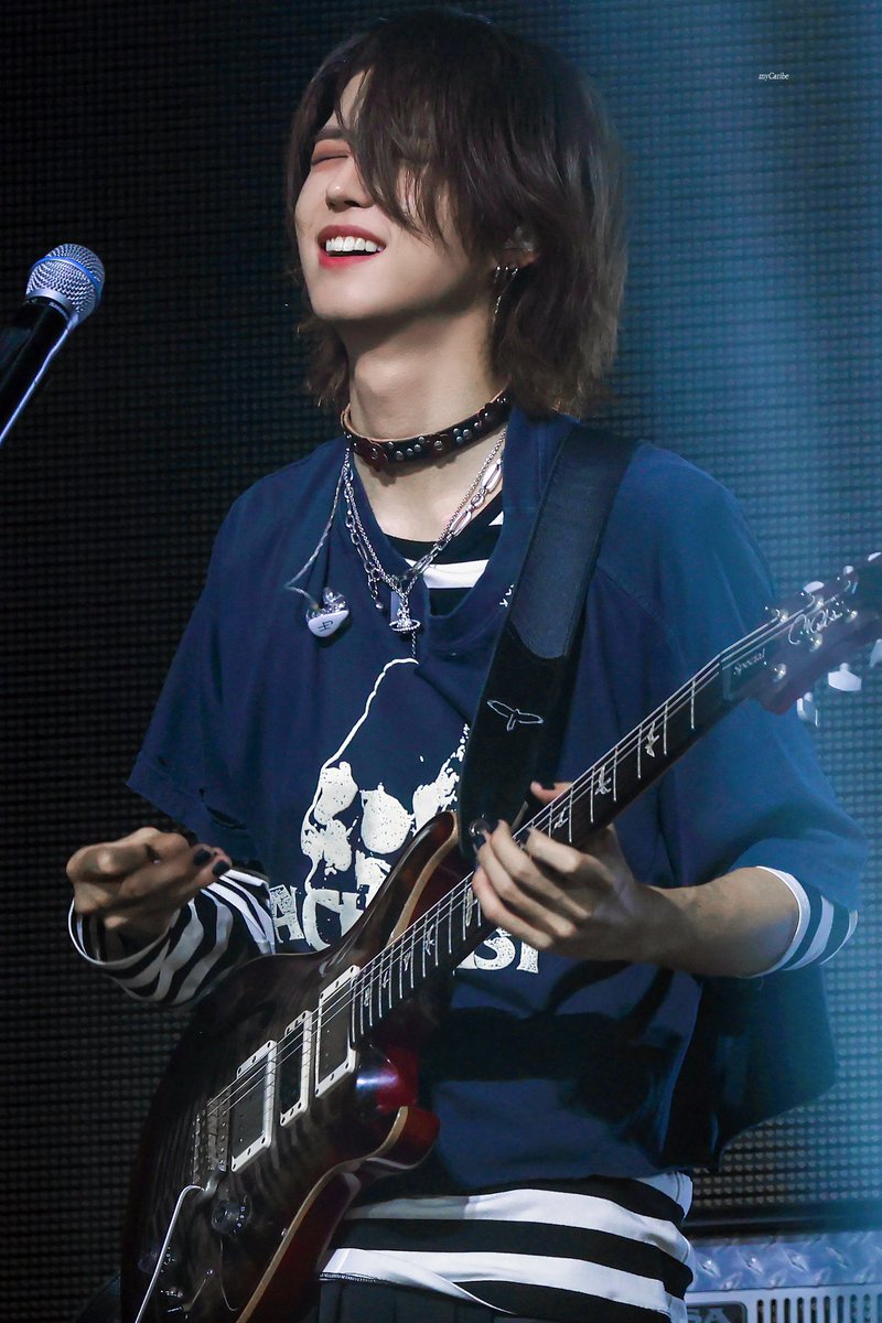 𝑪𝑨𝑹𝑰𝑩𝑬. tweet media