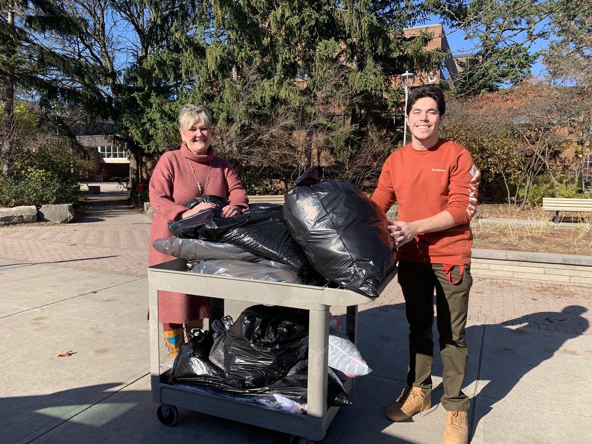 Such a kind donation to our student Career Closet ⁦<a href="/FanshaweCollege/">fanshawecollege</a>⁩ #kindness #studentsuccess